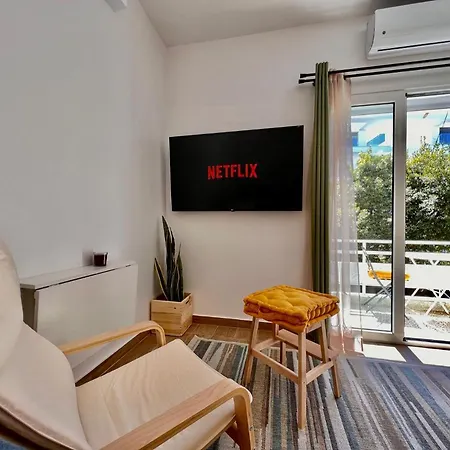 Peaceful Studio 2 Mins From Beach And Main Square Athens Exterior photo