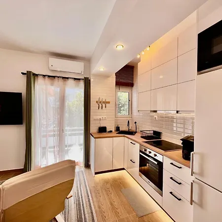 Peaceful Studio 2 Mins From Beach And Main Square Athens Exterior photo