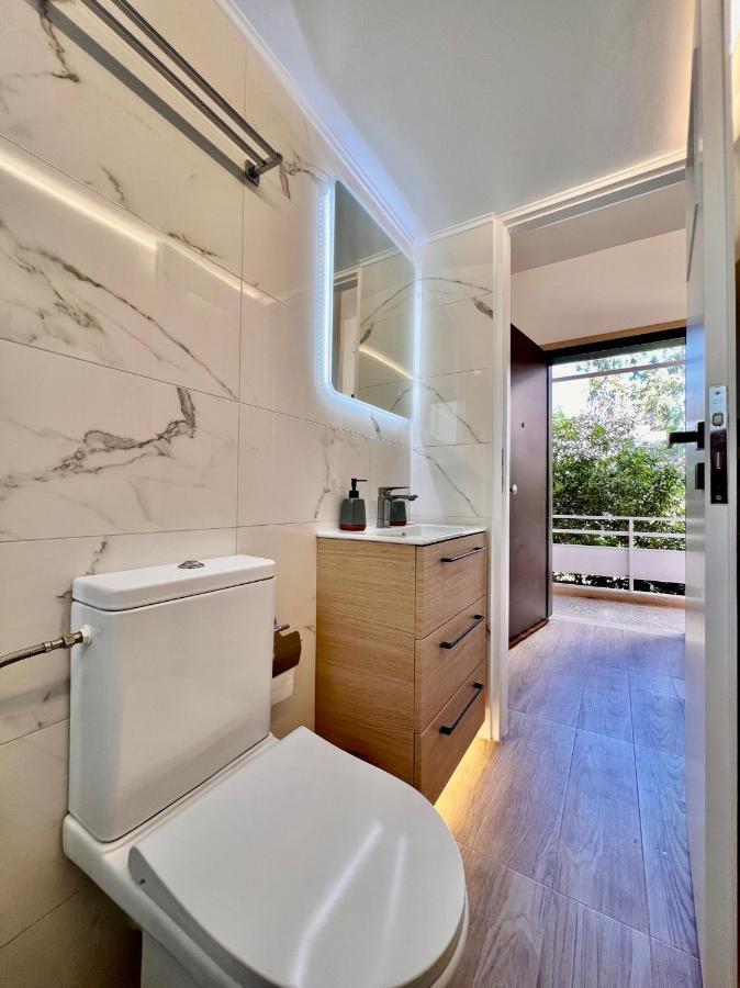Appartement Peaceful 2 Mins From And Main Square Athene